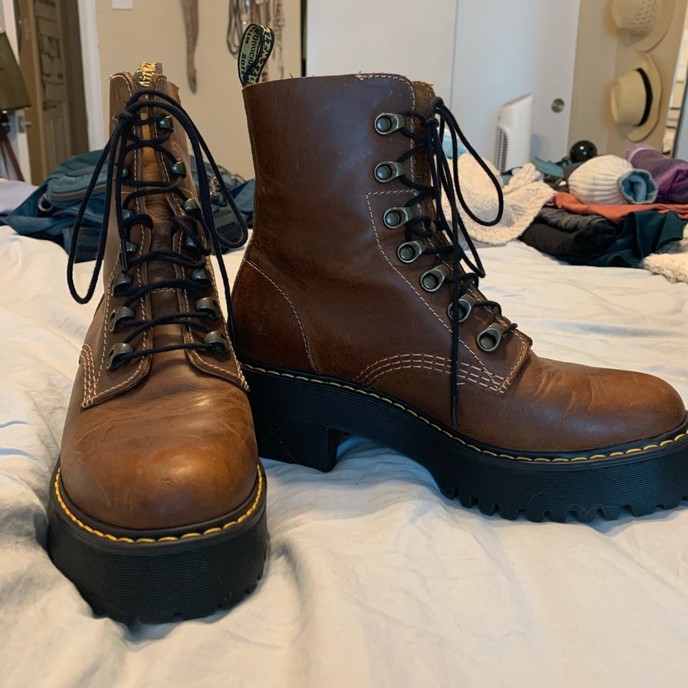 Doc Martens Leona Vintage Leather Chunky Heel Boot